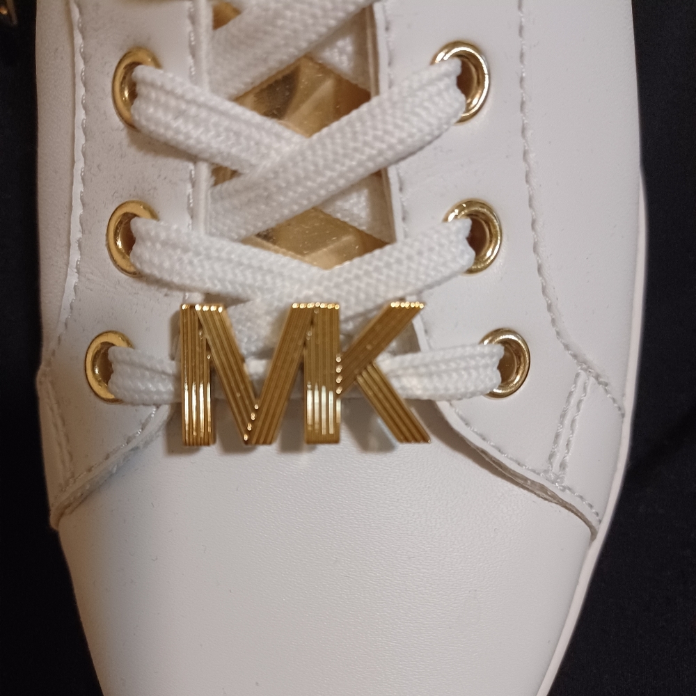 Michael Kors Sneakers size 8M